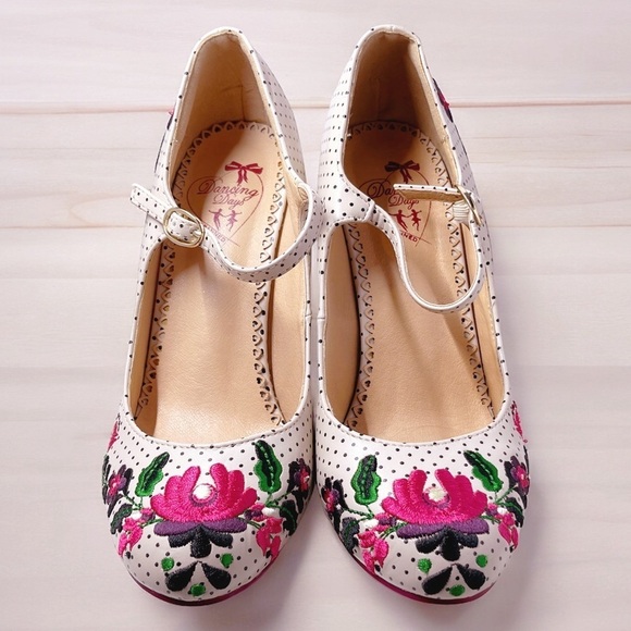 Vintage Pin-Up Retro Mary Jane Heels D&G Inspired Tan Floral Dancing Days(38)7.5 - Picture 9 of 16